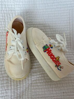 Vintage Huggies Cream Canvas Kids Sneakers